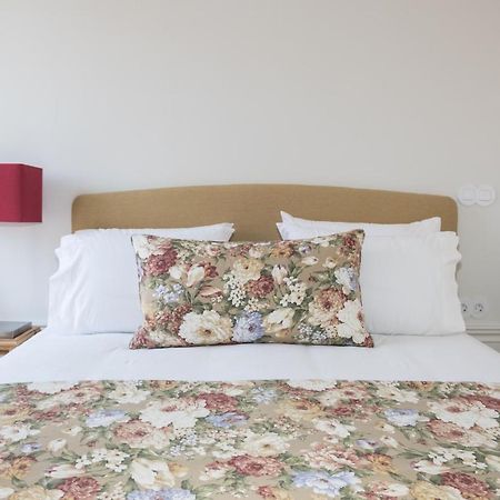 Boutique Rentals-Flores Chic In Historical Center Porto Exterior photo