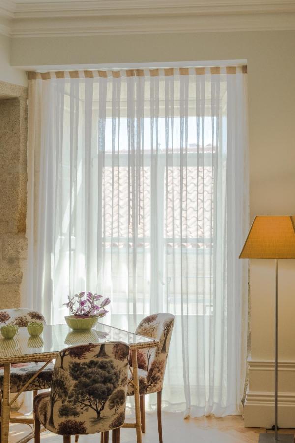 Boutique Rentals-Flores Chic In Historical Center Porto Exterior photo
