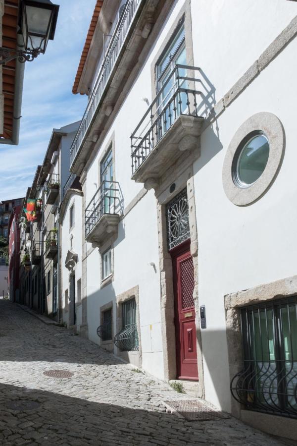 Boutique Rentals-Flores Chic In Historical Center Porto Exterior photo