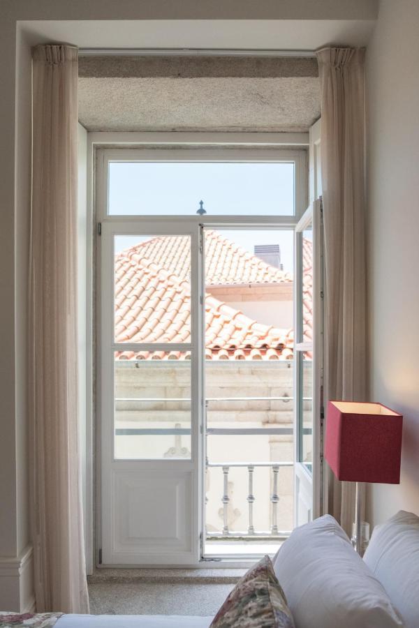 Boutique Rentals-Flores Chic In Historical Center Porto Exterior photo