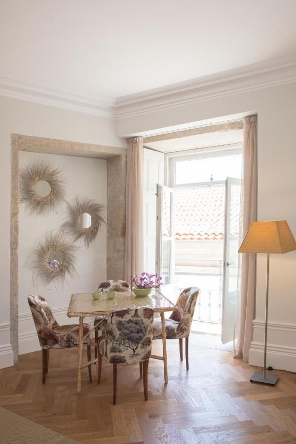 Boutique Rentals-Flores Chic In Historical Center Porto Exterior photo